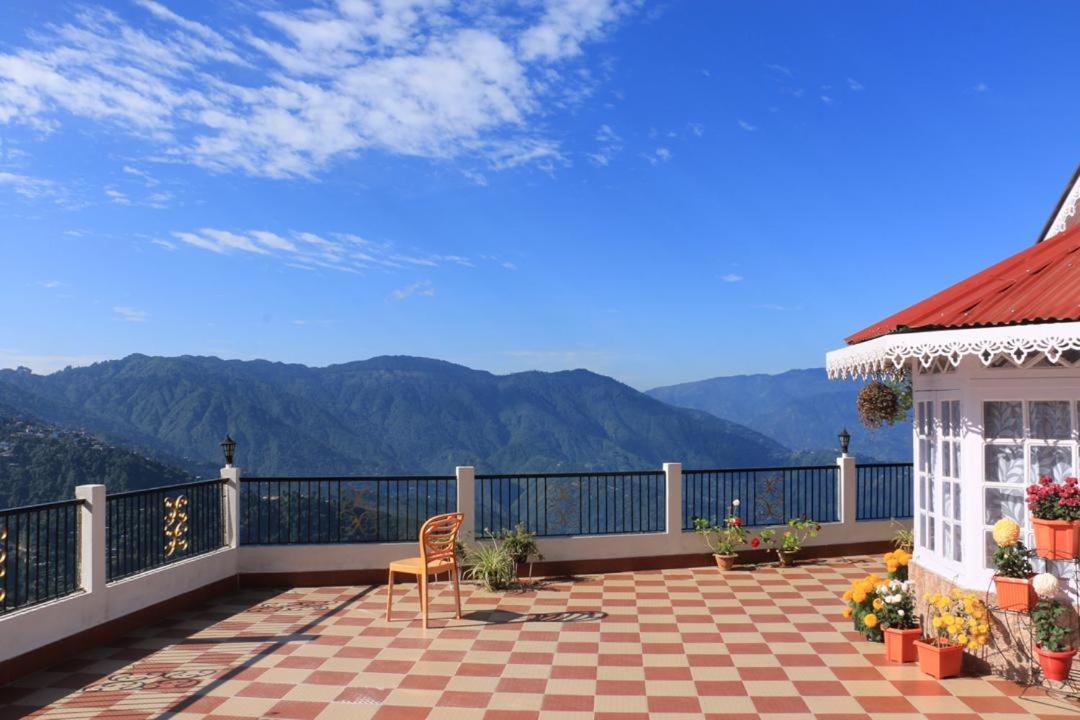 Yashita Homestay Дарджилинг Экстерьер фото